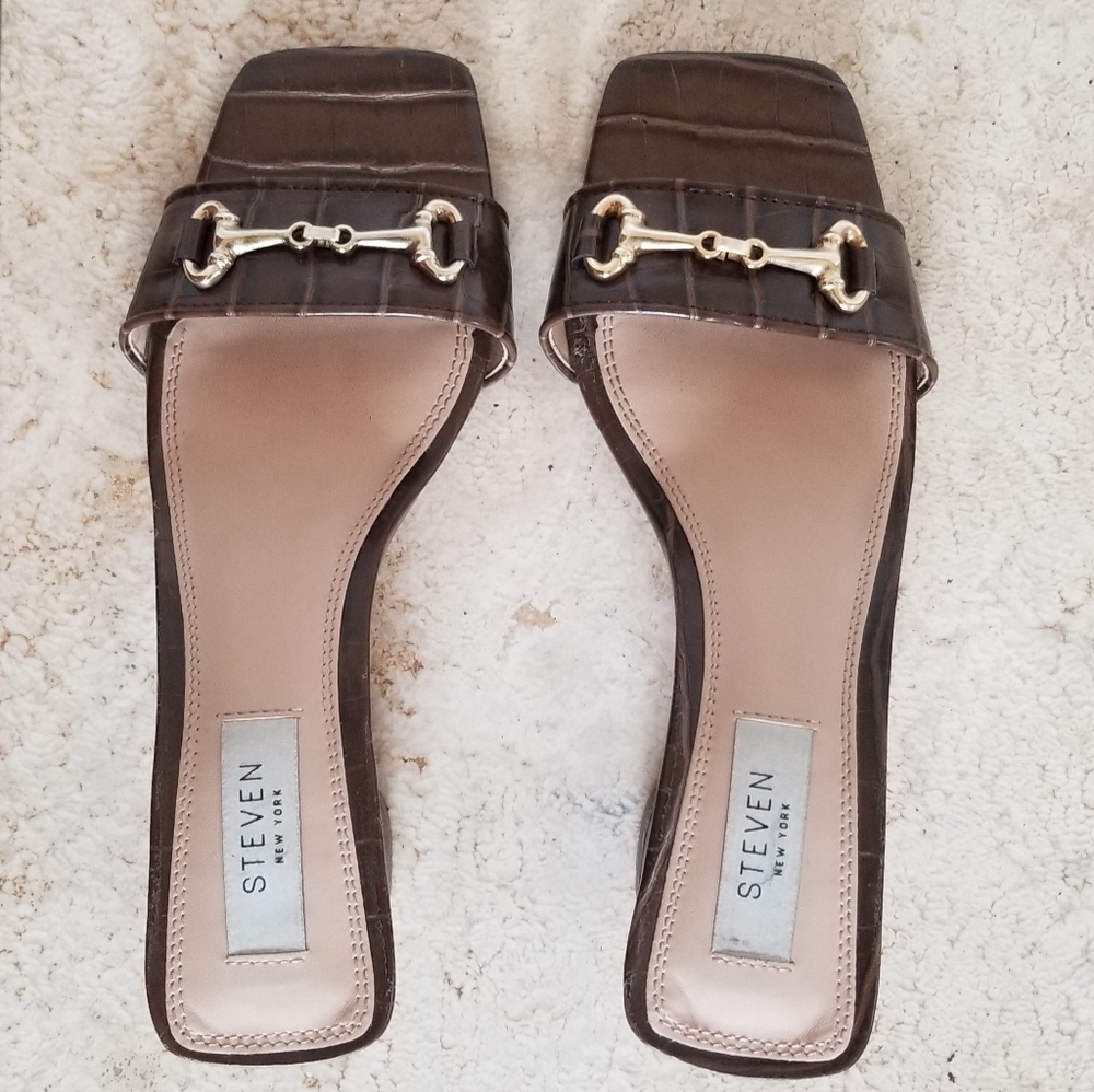 STEVEN New York "Laytin" Croc Embossed Leather Slide - Brown - Size 6.5